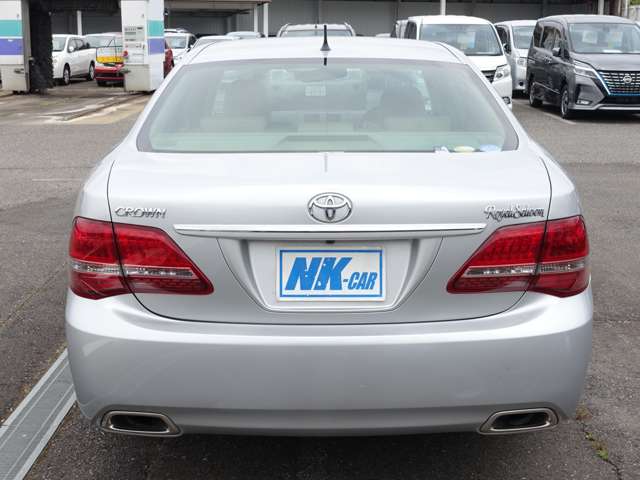 2008 Toyota Crown Royal – thumbnail 3
