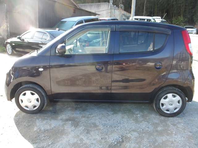 2010 Nissan Moco – thumbnail 4