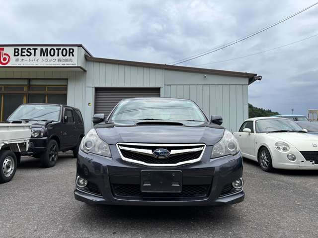 2010 Subaru Legacy Touring Wagon – thumbnail 3