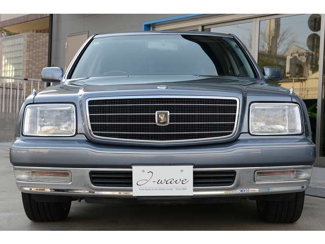 2006 Toyota Century – thumbnail 3