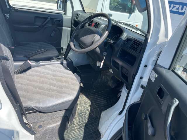 2009 Suzuki Carry – thumbnail 2
