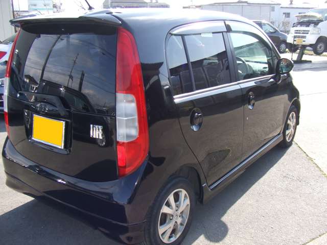 2004 Honda Life – thumbnail 3