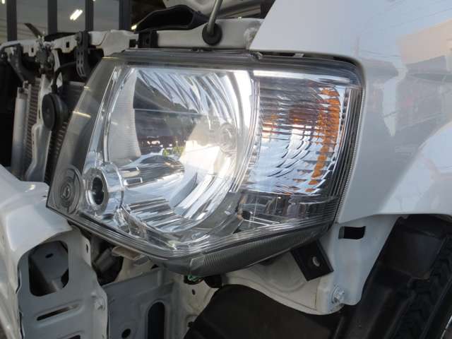 2010 Mitsubishi Pajero Mini – thumbnail 3