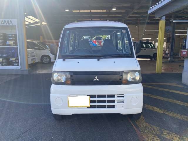 2005 Mitsubishi Minicab Van – thumbnail 2