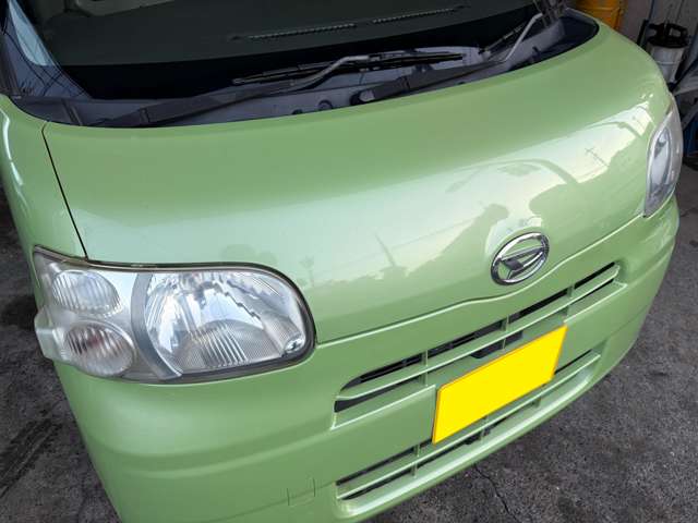 2010 Daihatsu Tanto – thumbnail 2