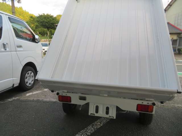 2010 Suzuki Carry – thumbnail 4