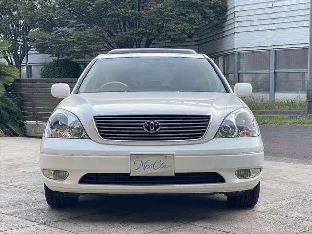 2001 Toyota Celsior – thumbnail 4