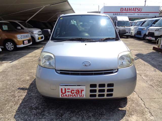 2010 Daihatsu Esse – thumbnail 2