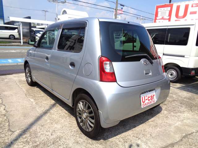 2010 Daihatsu Esse – thumbnail 4