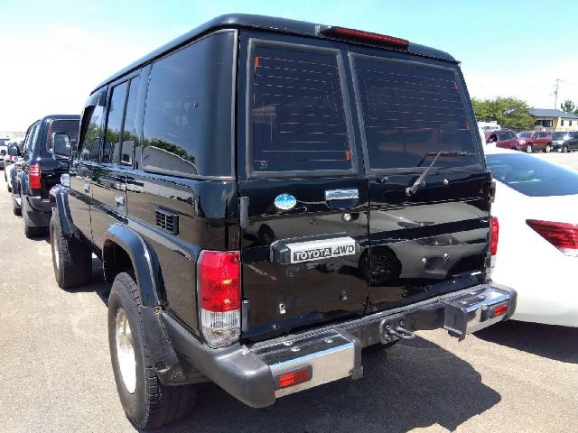 1998 Toyota Land Cruiser 70 – thumbnail 2