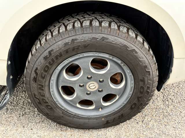 2009 Mitsubishi Delica D:5 – thumbnail 4