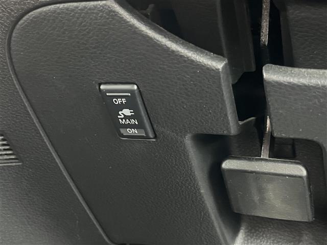 2008 Nissan Serena – thumbnail 4
