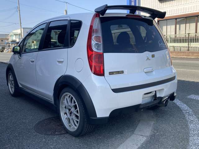 2008 Mitsubishi Colt – thumbnail 4