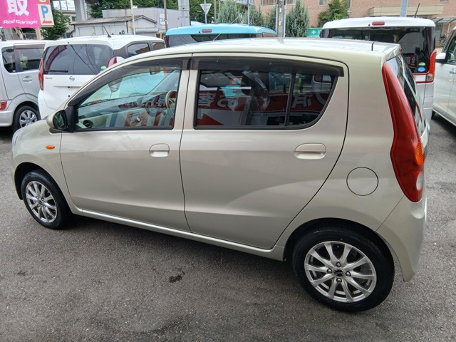 2009 Daihatsu Mira – thumbnail 3