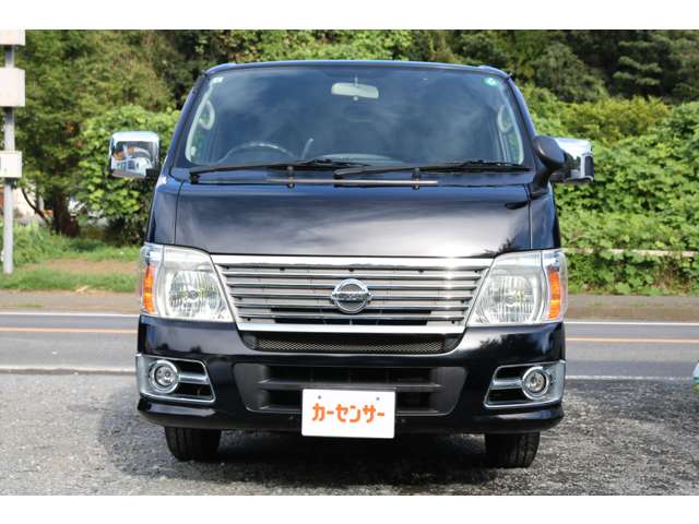 2010 Nissan Caravan – thumbnail 4