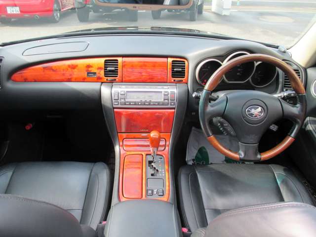 2001 Toyota Soarer – thumbnail 2