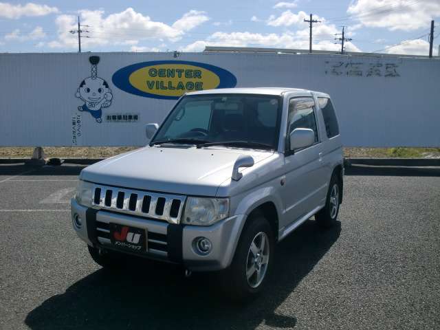 2010 Mitsubishi Pajero Mini – thumbnail 4