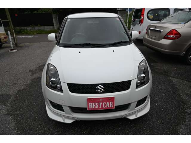 2010 Suzuki Swift – thumbnail 2