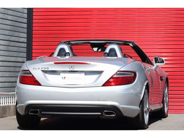 2011 Mercedes-Benz SLK-Class – thumbnail 3