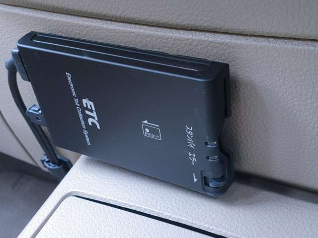 2009 Nissan Tiida Latio – thumbnail 4