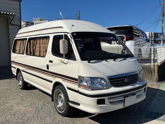 2001 Toyota Hiace – thumbnail 3