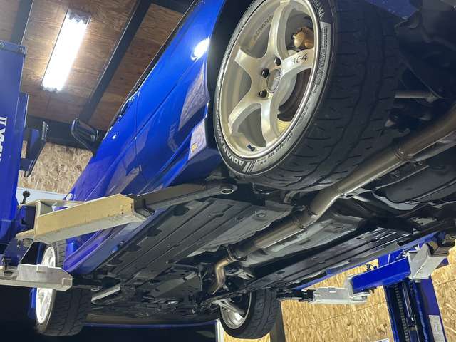 2004 Subaru Impreza STI – thumbnail 4