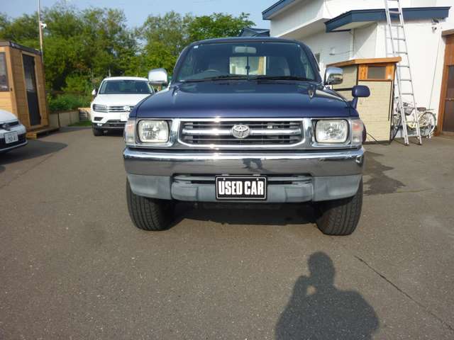 1997 Toyota Hilux – thumbnail 3
