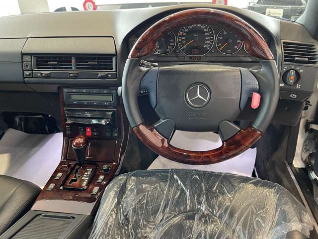 2000 Mercedes-Benz SL-Class – thumbnail 2