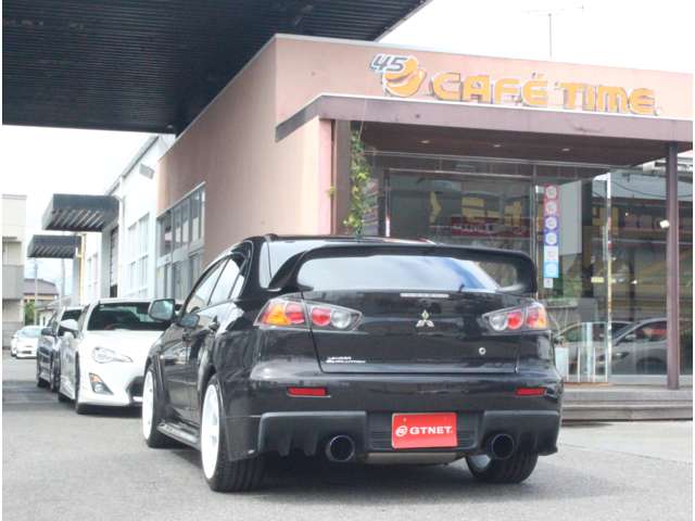 2010 Mitsubishi Lancer Evolution – thumbnail 4