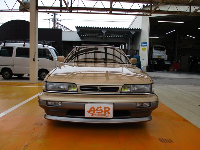 1990 Nissan Leopard