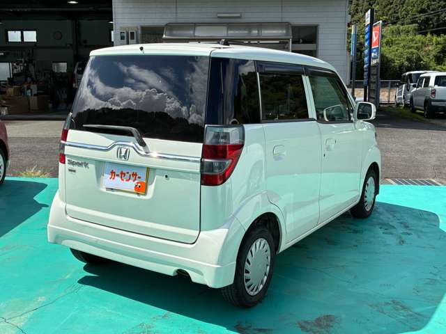 2009 Honda Zest – thumbnail 3