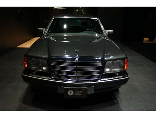 1990 Mercedes-Benz S-Class – thumbnail 4