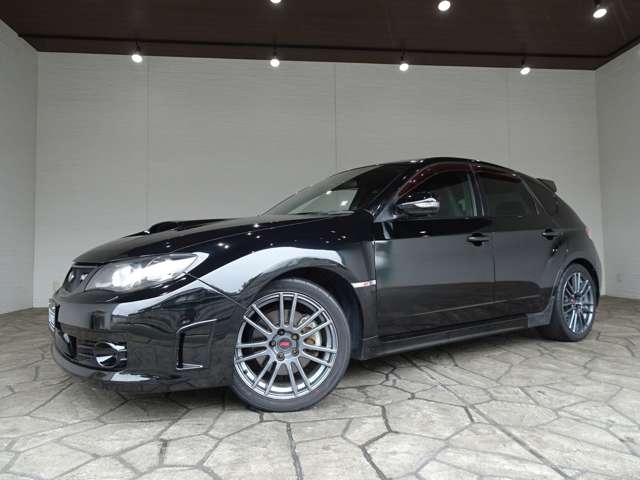 2010 Subaru Impreza Hatchback STI – thumbnail 2