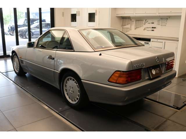 1991 Mercedes-Benz SL-Class – thumbnail 3