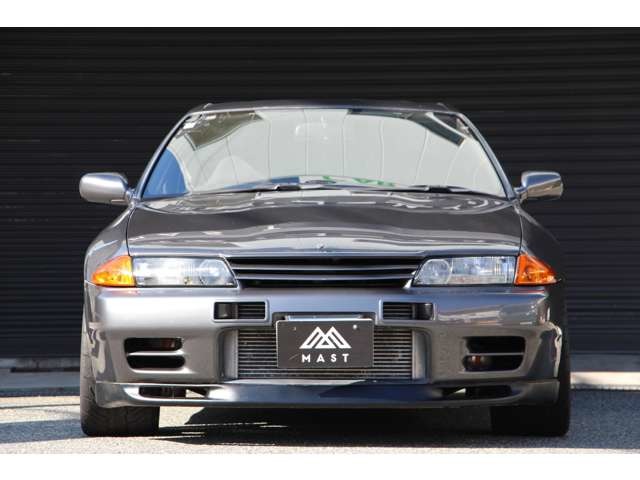 1992 Nissan Skyline GT-R – thumbnail 3