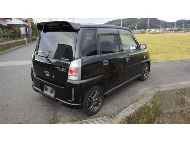 2002 Subaru Pleo – thumbnail 4