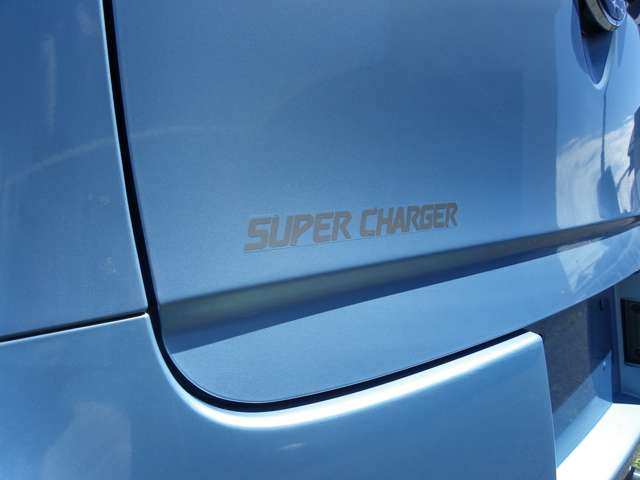 2005 Subaru R2 – thumbnail 2
