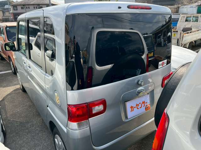 2008 Daihatsu Tanto – thumbnail 3
