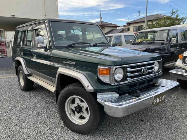 2003 Toyota Land Cruiser 70 – thumbnail 3