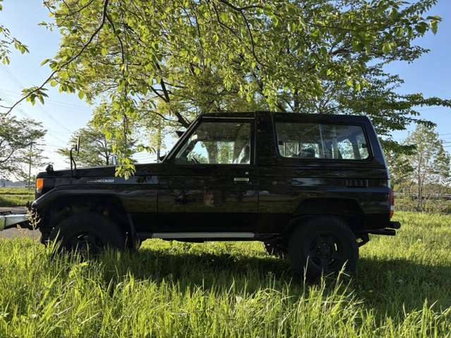 1998 Toyota Land Cruiser 70 – thumbnail 4