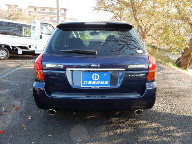 2004 Subaru Legacy Touring Wagon – thumbnail 3