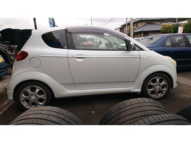2005 Subaru R1 – thumbnail 4