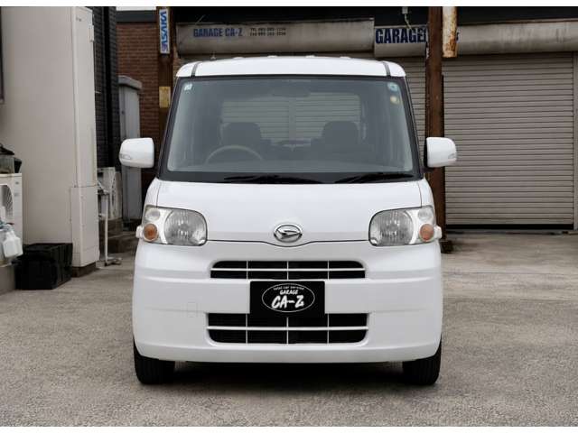 2010 Daihatsu Tanto – thumbnail 4