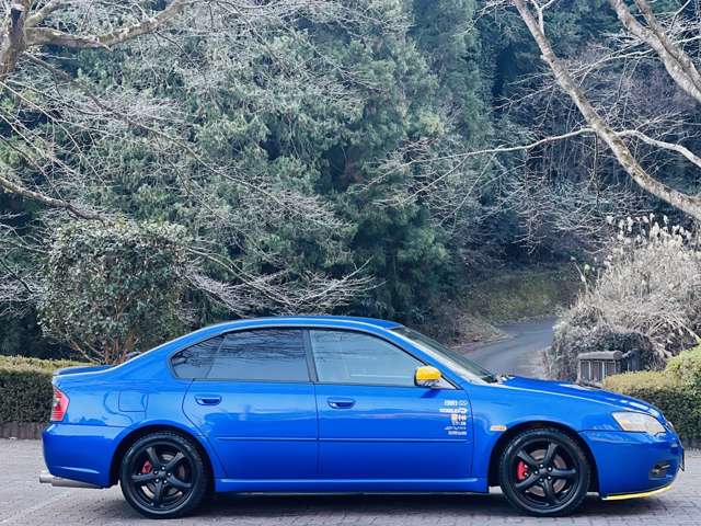 2004 Subaru Legacy B4 – thumbnail 4