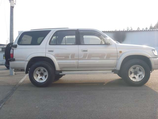 1996 Toyota Hilux Surf – thumbnail 4