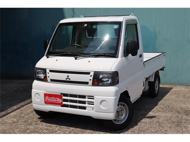 2010 Mitsubishi Minicab Truck