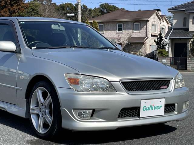 1999 Toyota Altezza – thumbnail 4