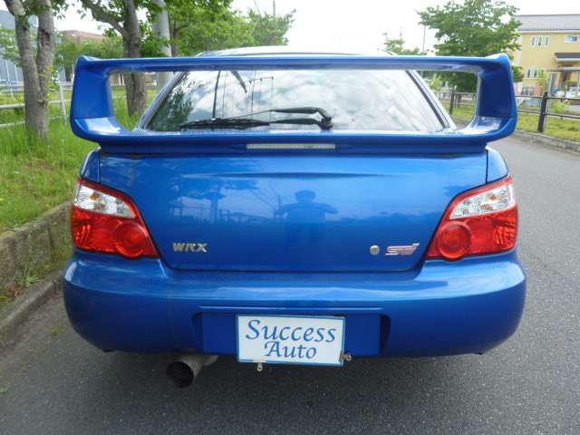 2004 Subaru Impreza STI – thumbnail 4