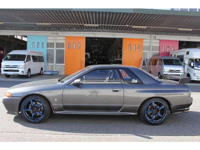 1991 Nissan Skyline GT-R – thumbnail 4