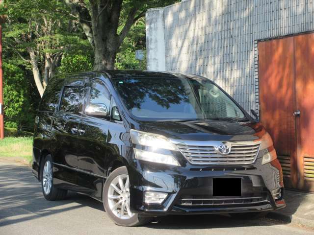 2010 Toyota Vellfire – thumbnail 3